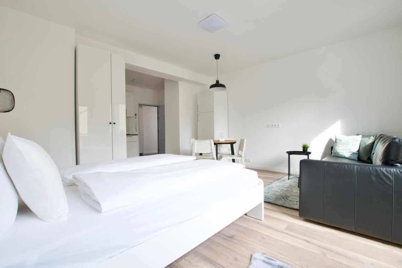 Standard Apartment By Hi5 - Dessewffy 37 Suites Budapest Exteriör bild