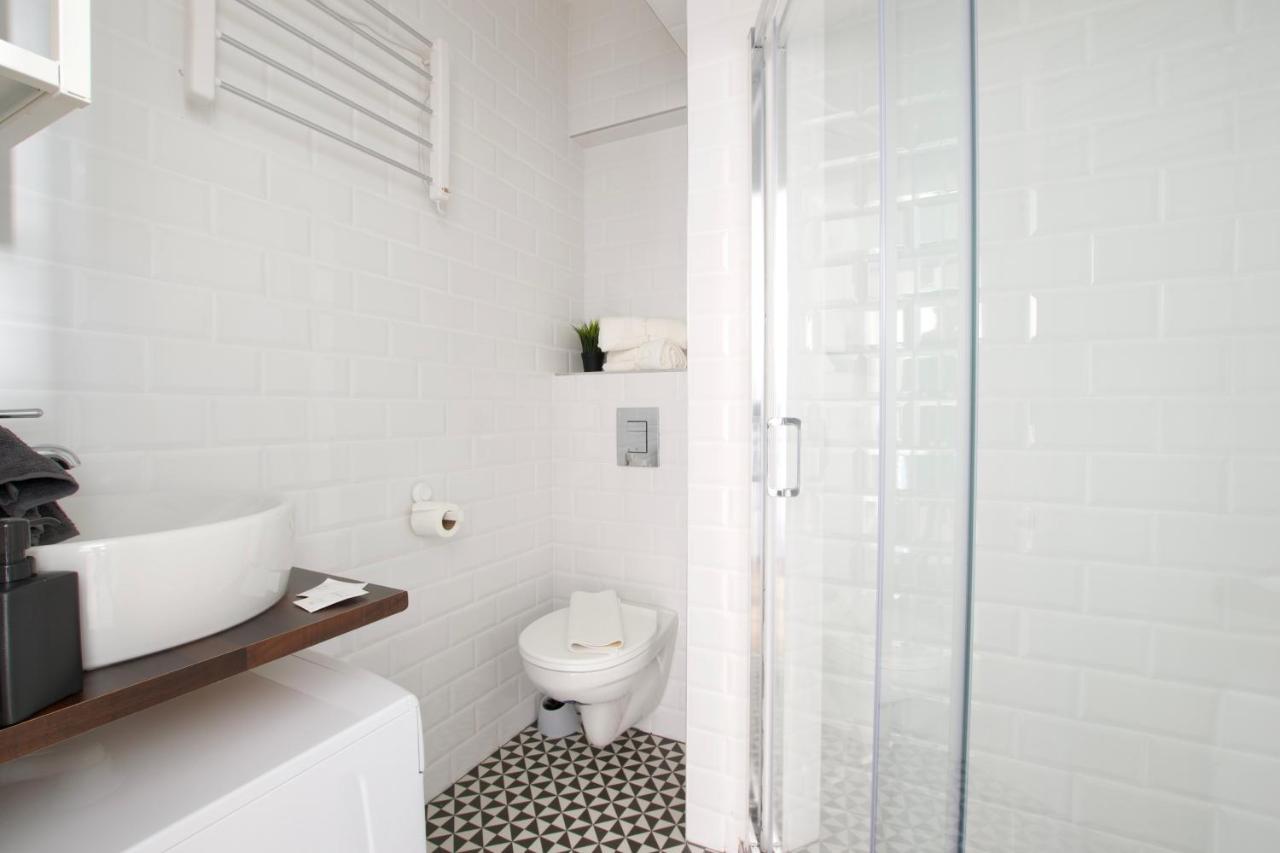 Standard Apartment By Hi5 - Dessewffy 37 Suites Budapest Exteriör bild